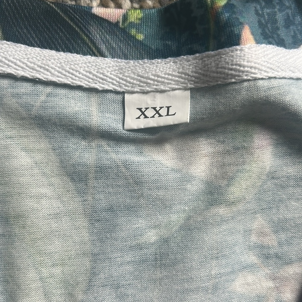 Hummingbird Floral Graphic Print V-Neck T-Shirt Short Sleeve Blue Pink White 2XL - Picture 9 of 12